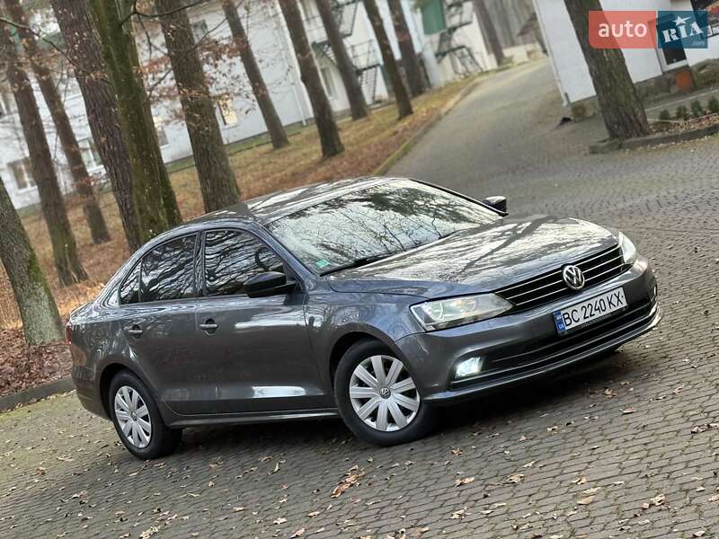 Седан Volkswagen Jetta 2015 в Львове фото 28 Седан Volkswagen Jetta 2015 в Львове