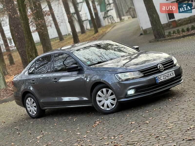 Седан Volkswagen Jetta 2015 в Львове фото 29 Седан Volkswagen Jetta 2015 в Львове