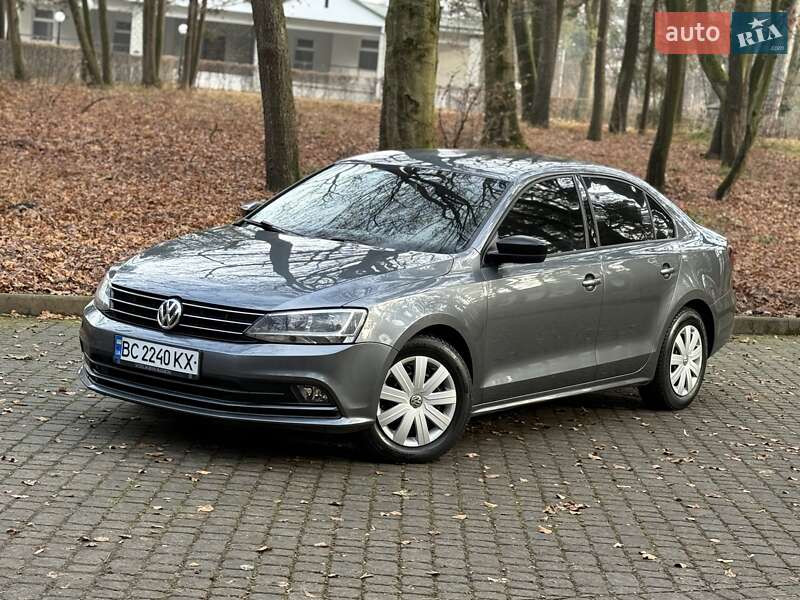 Седан Volkswagen Jetta 2015 в Львове фото 48 Седан Volkswagen Jetta 2015 в Львове