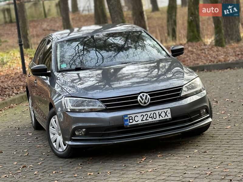Седан Volkswagen Jetta 2015 в Львове фото 64 Седан Volkswagen Jetta 2015 в Львове