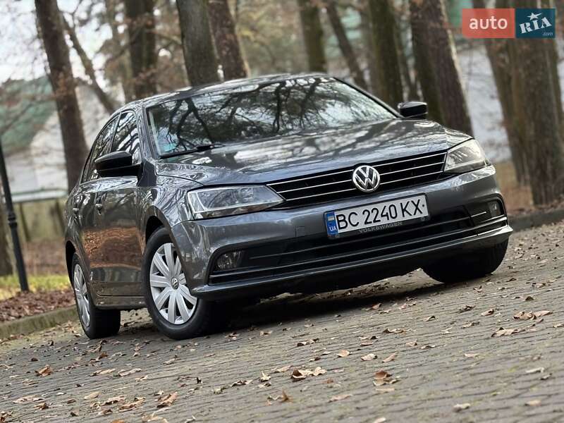 Седан Volkswagen Jetta 2015 в Львове фото 68 Седан Volkswagen Jetta 2015 в Львове