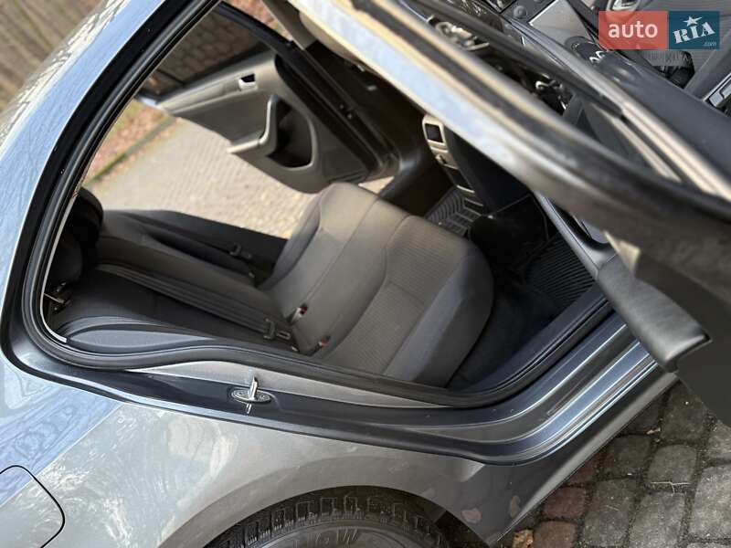 Седан Volkswagen Jetta 2015 в Львове фото 111 Седан Volkswagen Jetta 2015 в Львове