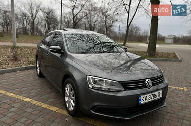Седан Volkswagen Jetta 2012 в Кропивницком
