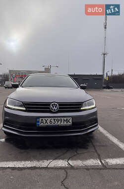 Седан Volkswagen Jetta 2016 в Харькове