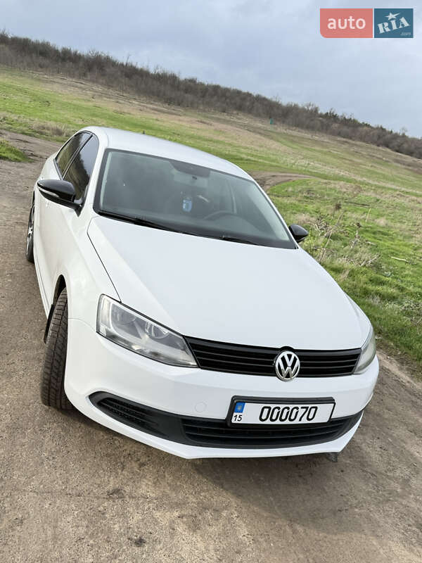 Седан Volkswagen Jetta 2014 в Веселиновому