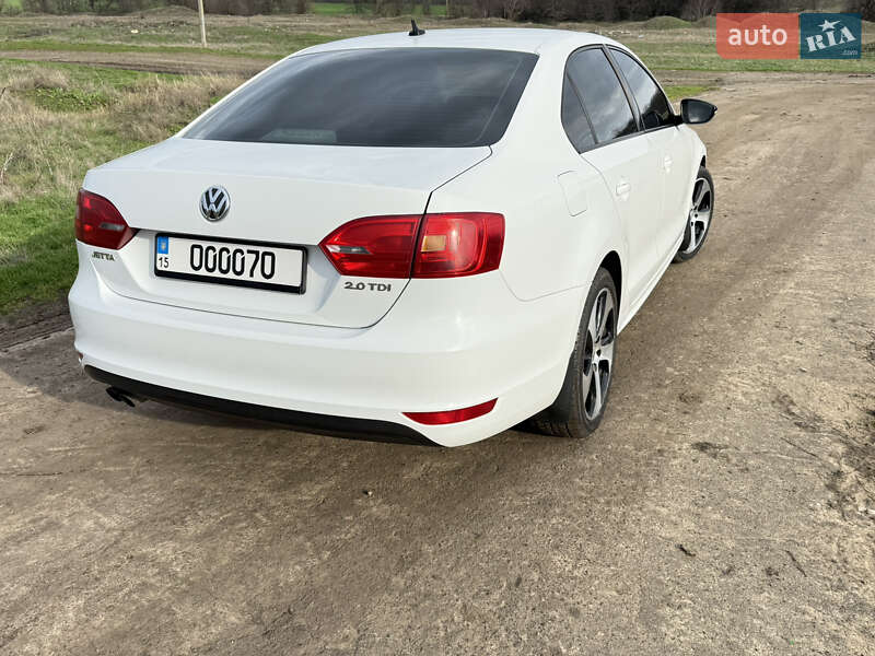 Седан Volkswagen Jetta 2014 в Веселиновому