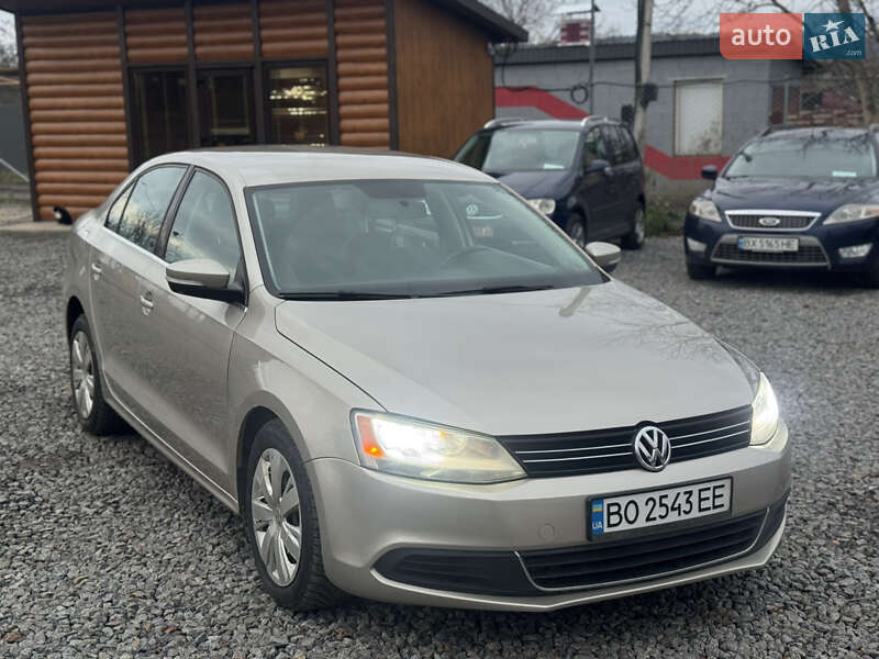 Седан Volkswagen Jetta 2012 в Хмельницькому фото 47 Седан Volkswagen Jetta 2012 в Хмельницькому