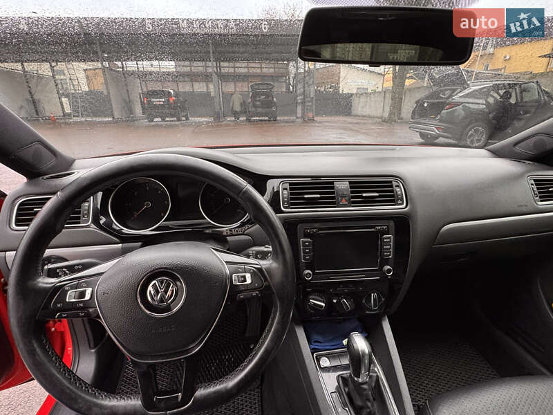 Седан Volkswagen Jetta 2014 в Киеве