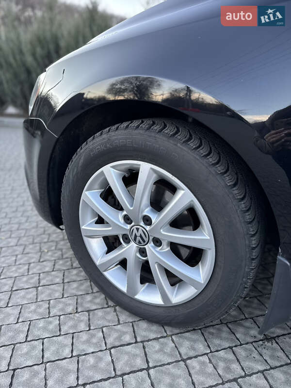 Седан Volkswagen Jetta 2014 в Полтаві