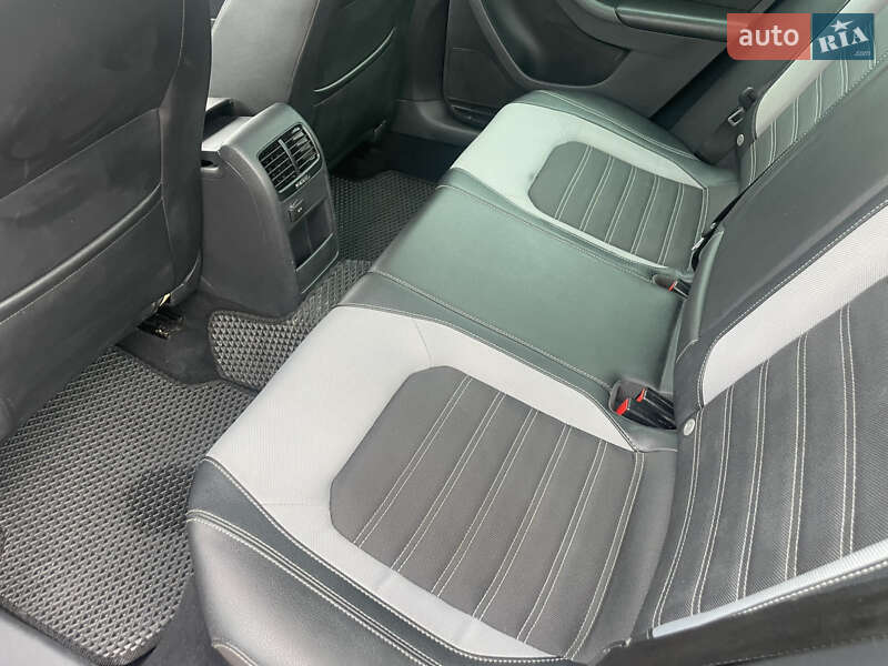 Седан Volkswagen Jetta 2012 в Богородчанах фото 9 Седан Volkswagen Jetta 2012 в Богородчанах