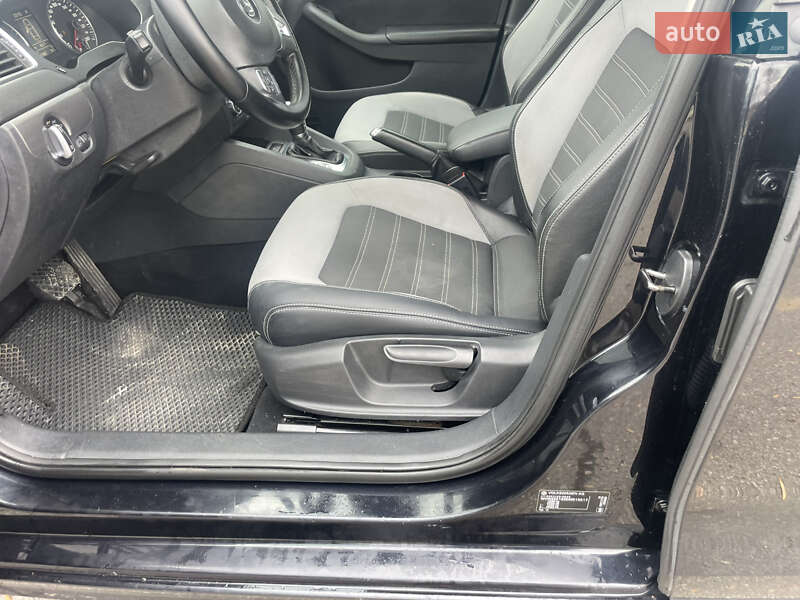 Седан Volkswagen Jetta 2012 в Богородчанах фото 13 Седан Volkswagen Jetta 2012 в Богородчанах