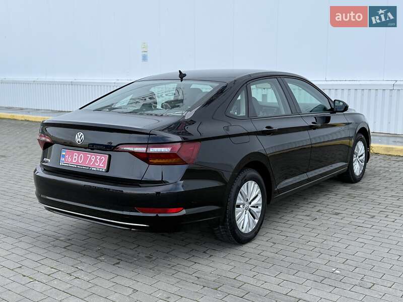 Седан Volkswagen Jetta 2019 в Одесі