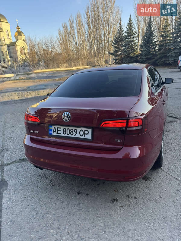Седан Volkswagen Jetta 2017 в Дніпрі