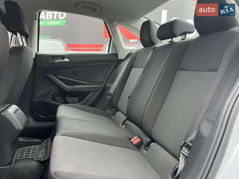 Седан Volkswagen Jetta 2018 в Вінниці