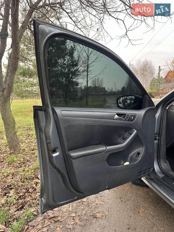 Седан Volkswagen Jetta 2011 в Полтаве