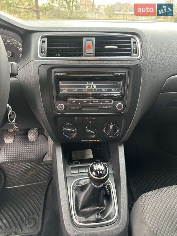 Седан Volkswagen Jetta 2011 в Полтаве