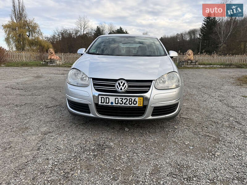 Седан Volkswagen Jetta 2008 в Борщеві