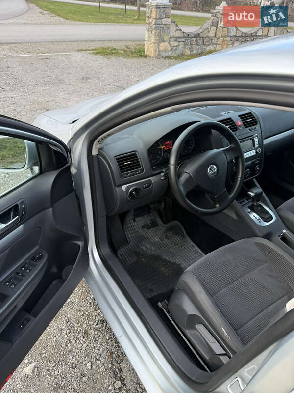 Седан Volkswagen Jetta 2008 в Борщеві