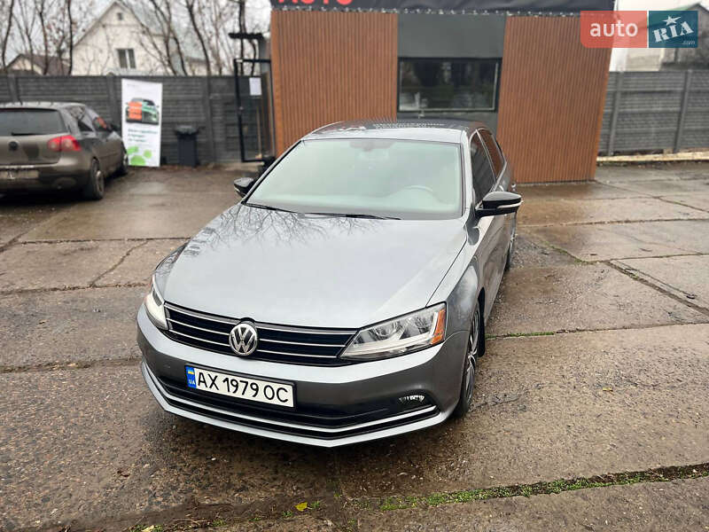Седан Volkswagen Jetta 2017 в Харькове