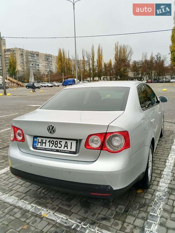 Седан Volkswagen Jetta 2009 в Одессе