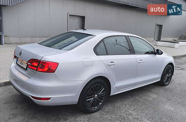 Седан Volkswagen Jetta 2012 в Киеве