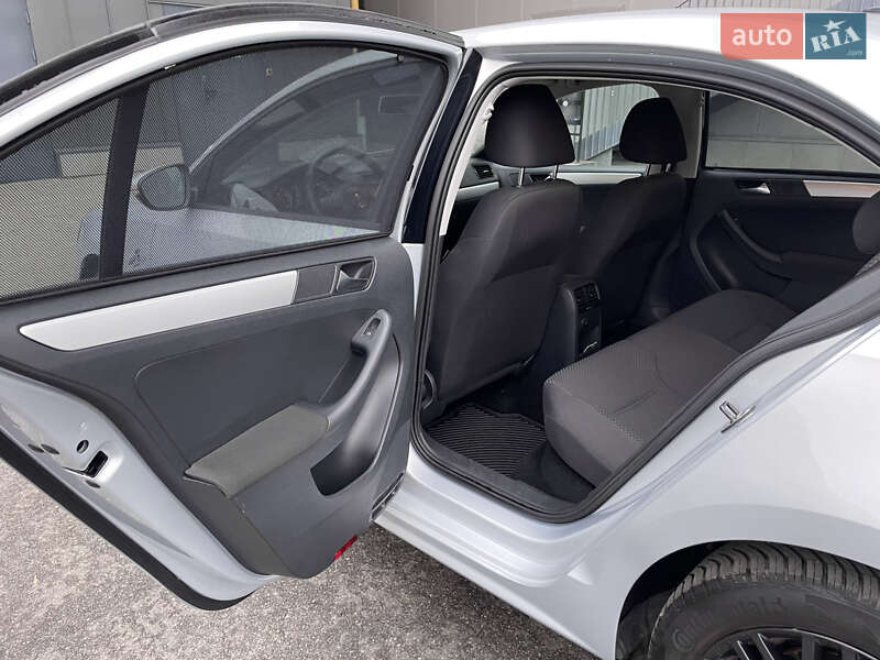 Седан Volkswagen Jetta 2012 в Киеве