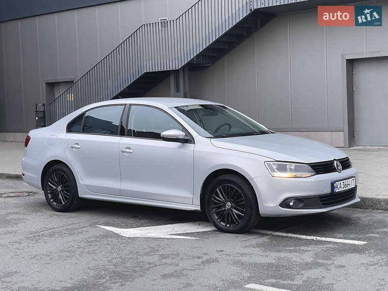 Volkswagen Jetta 2012