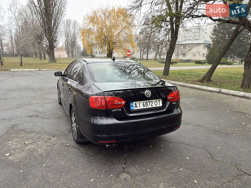 Седан Volkswagen Jetta 2013 в Кременчуці
