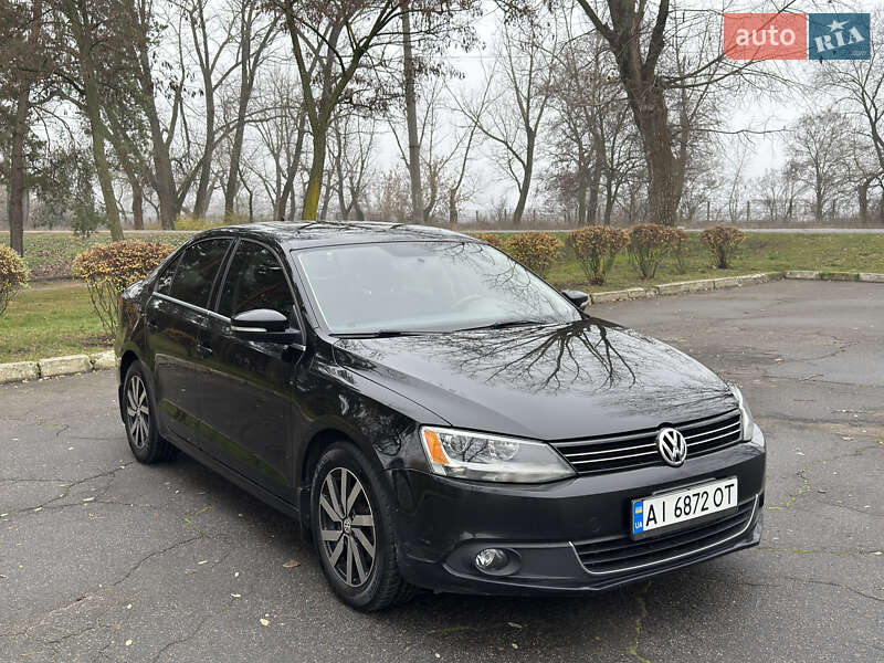 Седан Volkswagen Jetta 2013 в Кременчуці