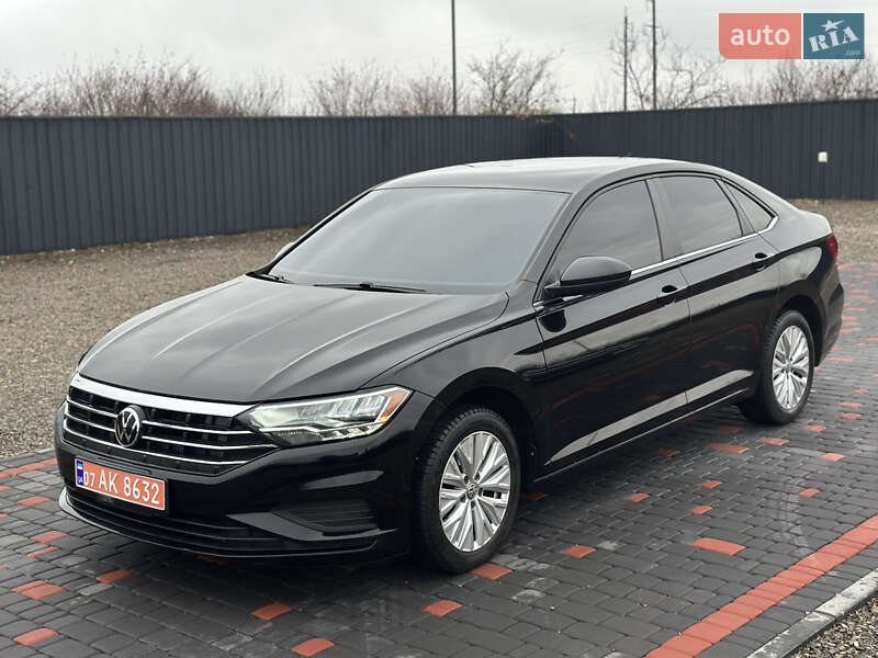 Седан Volkswagen Jetta 2019 в Берегово