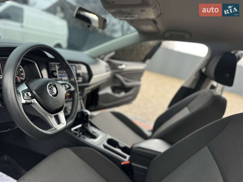 Седан Volkswagen Jetta 2019 в Берегово