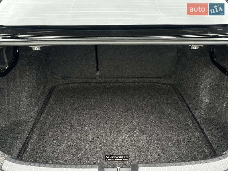 Седан Volkswagen Jetta 2019 в Берегово