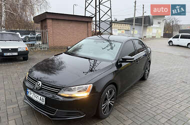 Седан Volkswagen Jetta 2013 в Запоріжжі