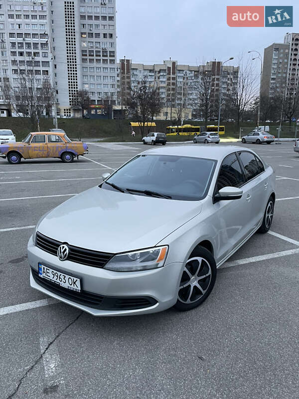 Седан Volkswagen Jetta 2011 в Києві фото 2 Седан Volkswagen Jetta 2011 в Києві