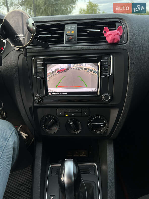 Седан Volkswagen Jetta 2016 в Нетешине