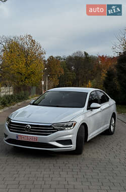 Седан Volkswagen Jetta 2019 в Львове