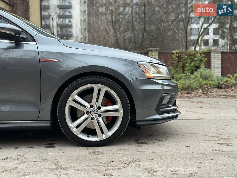 Седан Volkswagen Jetta 2017 в Києві
