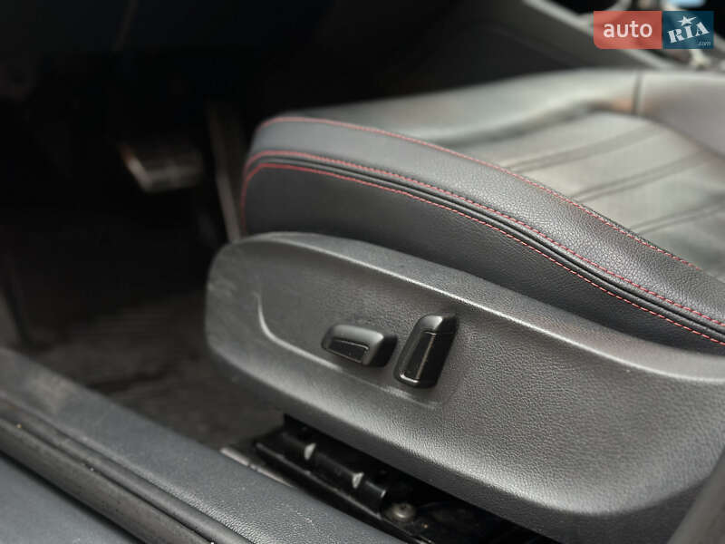 Седан Volkswagen Jetta 2017 в Києві