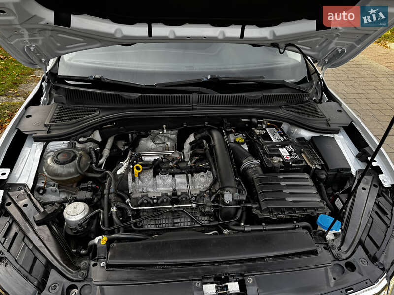 Седан Volkswagen Jetta 2019 в Львові фото 17 Седан Volkswagen Jetta 2019 в Львові