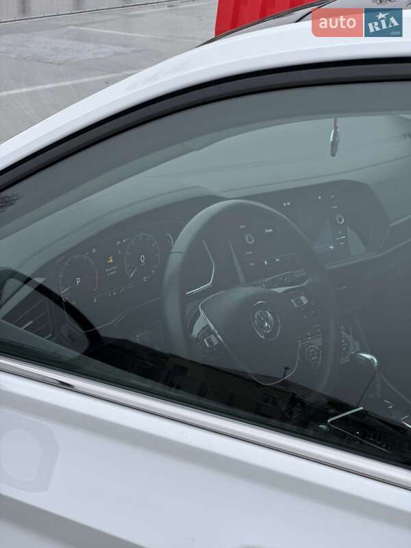 Седан Volkswagen Jetta 2019 в Киеве фото 14 Седан Volkswagen Jetta 2019 в Киеве