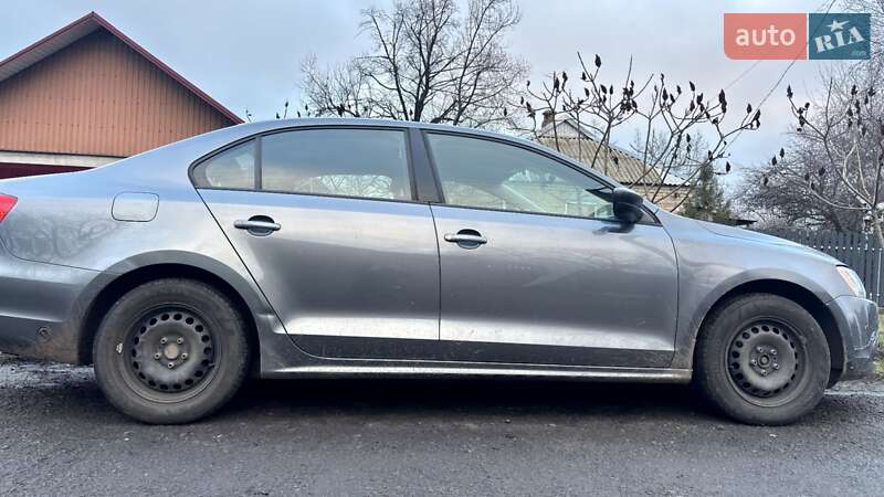 Седан Volkswagen Jetta 2014 в Лозовій