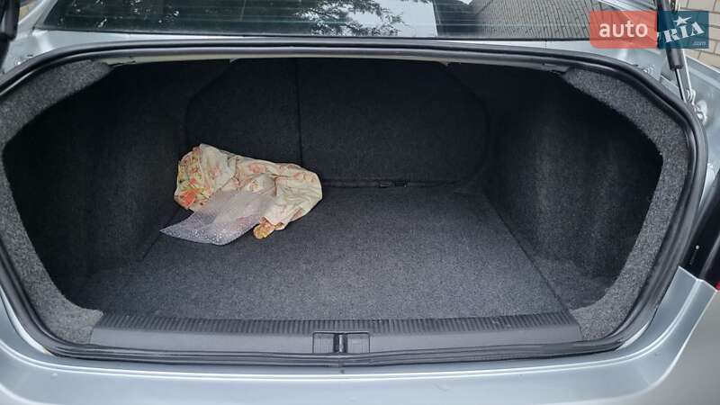 Седан Volkswagen Jetta 2008 в Полтаве фото 10 Седан Volkswagen Jetta 2008 в Полтаве