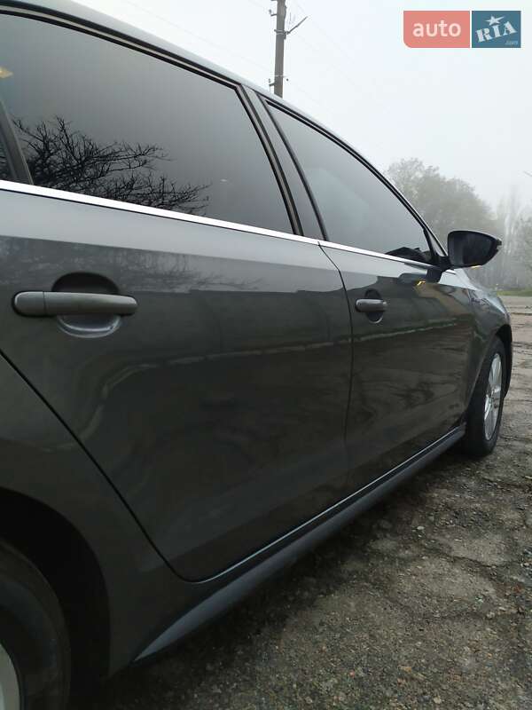 Седан Volkswagen Jetta 2013 в Тараще фото 7 Седан Volkswagen Jetta 2013 в Тараще