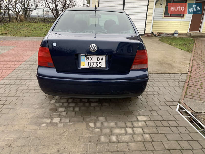 Седан Volkswagen Jetta 2003 в Хмельницком