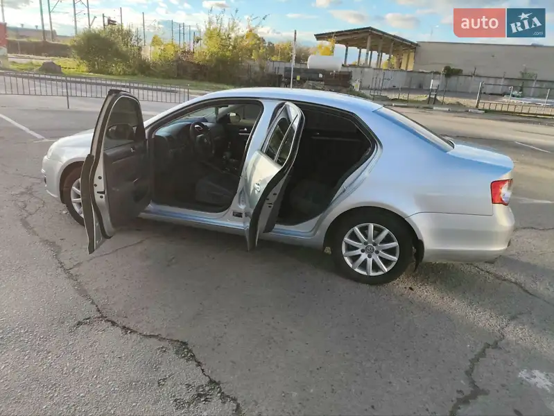 Volkswagen Jetta 2008 VIN WVWZZZ1KZ8M125563 фото оголошення 7 з 64