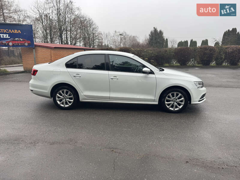 Седан Volkswagen Jetta 2015 в Тернополі фото 4 Седан Volkswagen Jetta 2015 в Тернополі