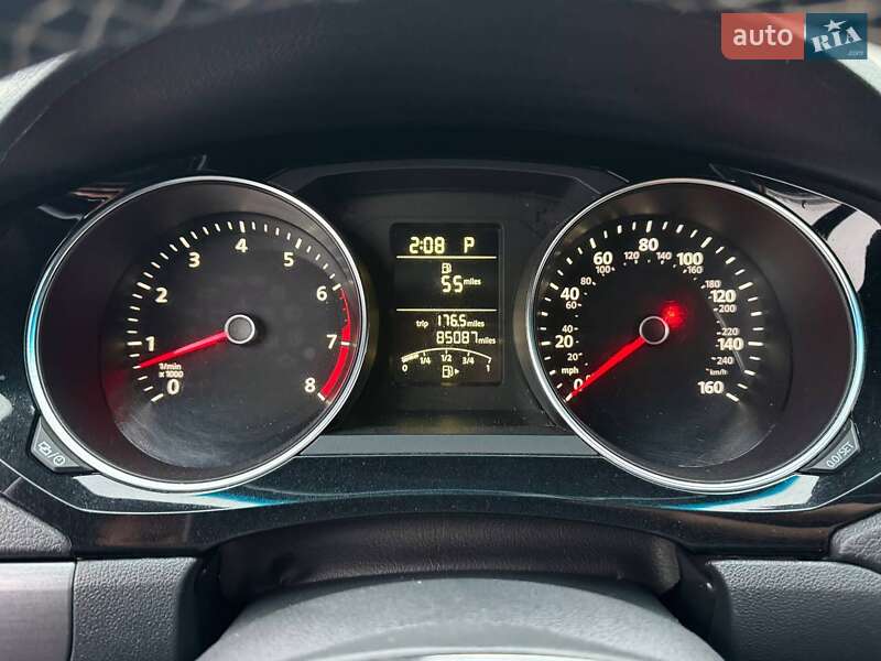 Седан Volkswagen Jetta 2016 в Києві