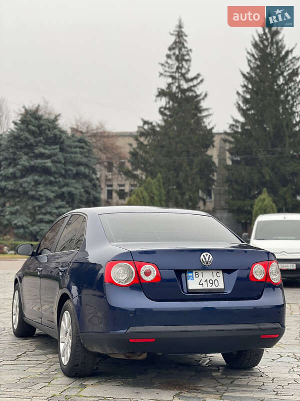 Седан Volkswagen Jetta 2006 в Кременчуці