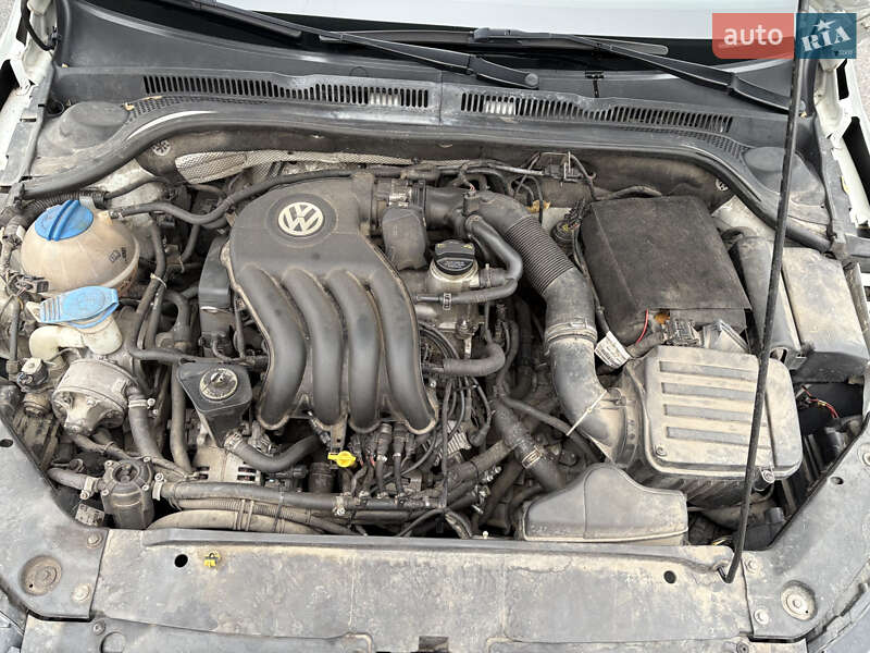 Седан Volkswagen Jetta 2014 в Харькове