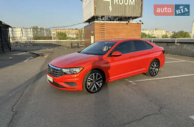 Седан Volkswagen Jetta 2019 в Киеве